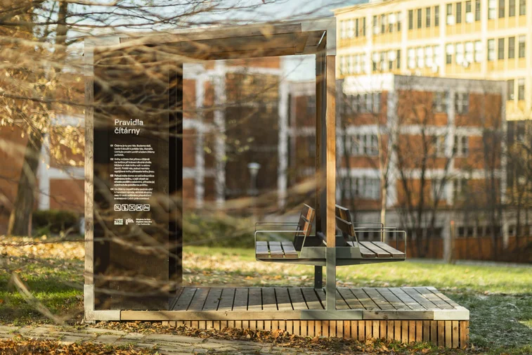 leva_public_zlin_citarna